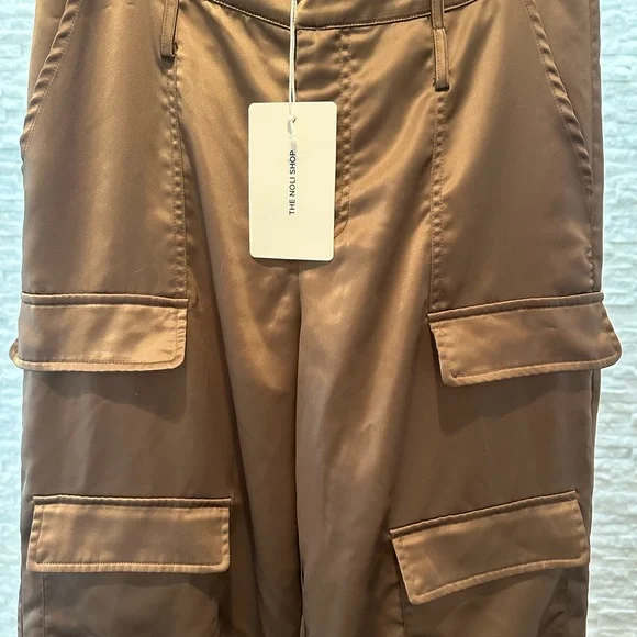 BNWT chocolate brown “mocha” Milan satin cargo The Noli Shop pants 4 - Picture 4 of 8